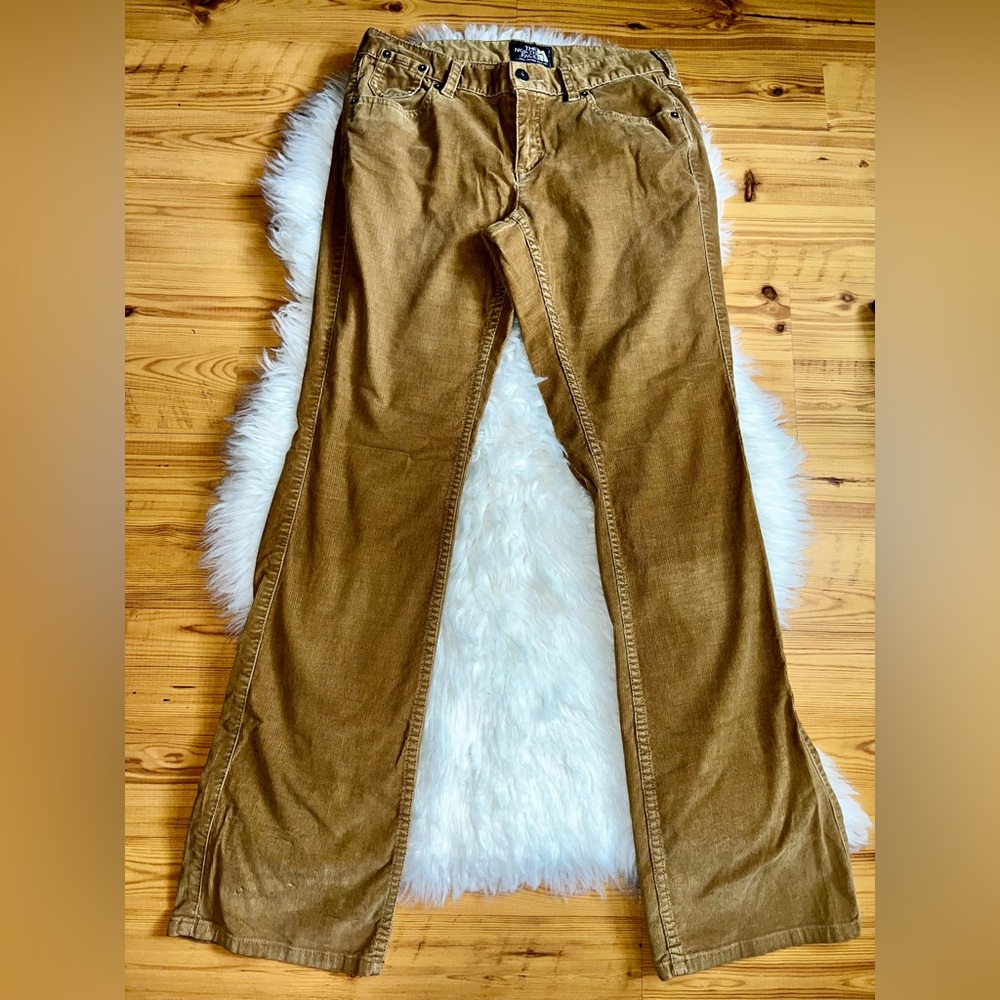 North Face Women’s Size 6 Brown/Tan Boot Cut Corduroy Pants